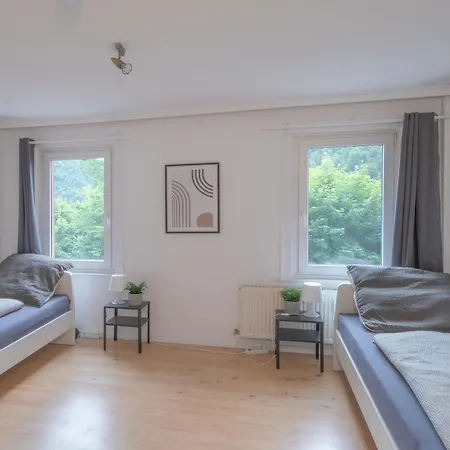 Work&sleep - Moderne Mit Einzelbetten, Tv, Wlan, Bettwaesche Und Handtuecher * Oberndorf am Neckar